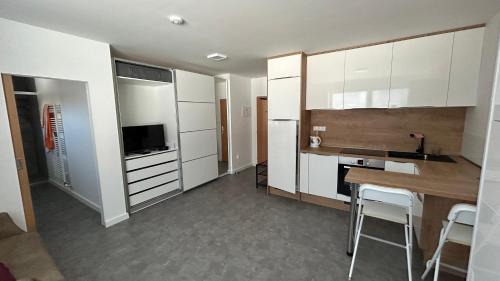 Apartmán pre 2 osoby blízko centra