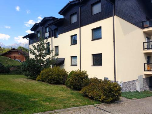 APARTMÁN SLAVKOV home & parking