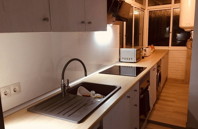 APARTMENT WELL COMMUNICATED TO THE CENTER OF BARCELONA