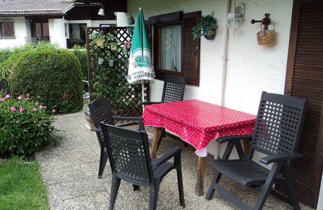 Apartment 82sqm, terrace, kitchen, 2 bedrooms, 1 bed-sitting room, WLAN, 6 p.