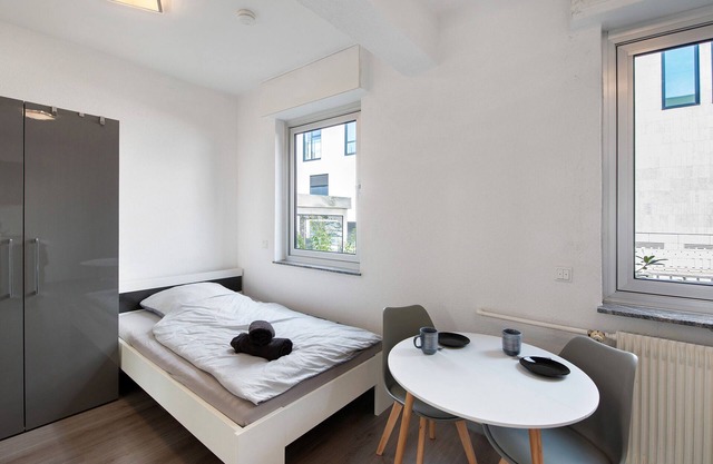 Apartment 'City in Bochum 1' with Wi-Fi