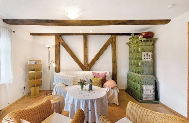 Apartment 'Ferienwohnung Gute Stube' with Mountain View, Shared Terrace and Wi-Fi