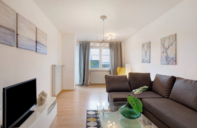 Apartment 'Ferienwohnung Griaß Di' with Balcony and Wi-Fi