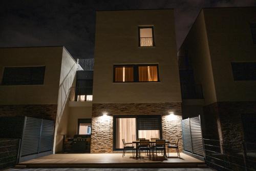 Apartment House AGAPE