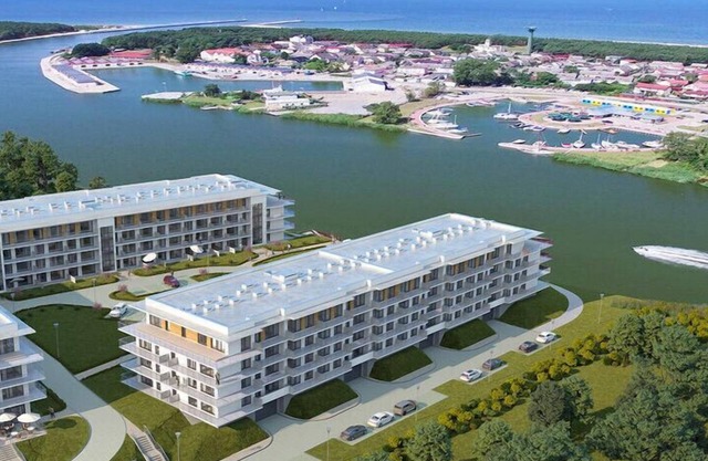 Apartment in Dziwnów by the River & Beach