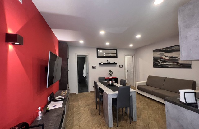 Apartment in the Historic Center of Naples