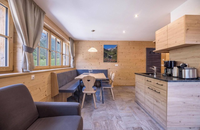 Apartment 'Lechnerhof Schöne Aussicht' Near the Ski Area with Mountain View, Wi-Fi, Balcony & Garden