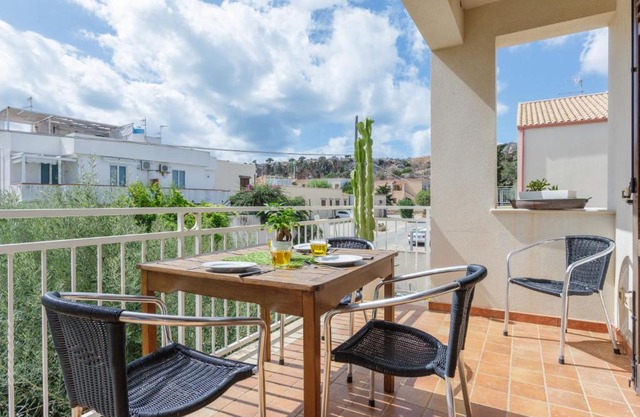 Apartment Palma Gaia by Interhome