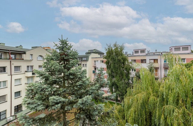 Apartment With 1 Bedroom by Renters