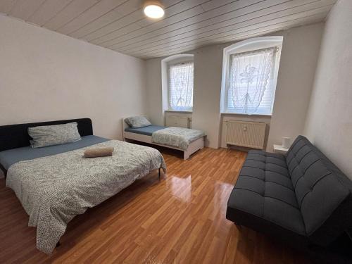 Apartment with 3 separate rooms near Leuna