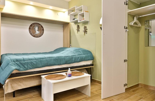 Apollo 5 - Luxury Apartment (City Center Studio)