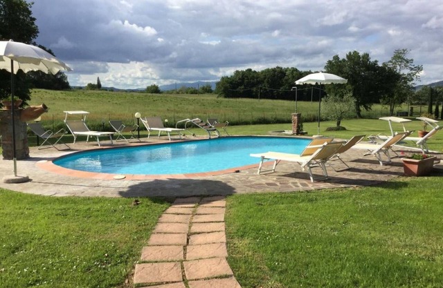 asa di Catia is a nice farmhouse with private pool situated in the heart of the Val di Chiana countr