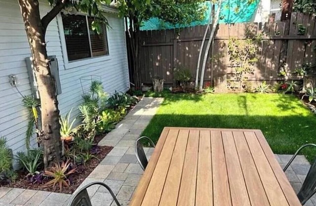 Atwater Village a Quiet Getaway- Stocked with Parking a Backyard and Laundry.