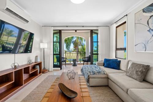 Beach & Golf Course Views