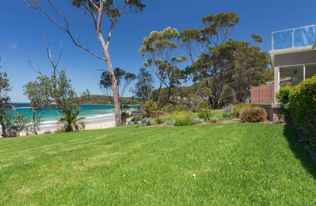 Beachfront Duplex on Denhams