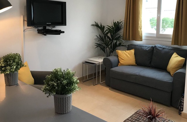 Beautiful apartment in prime location.