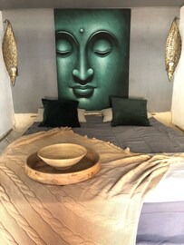 Beautiful Botanical Buddha Apartments near Langeron beach & Shevchenko park