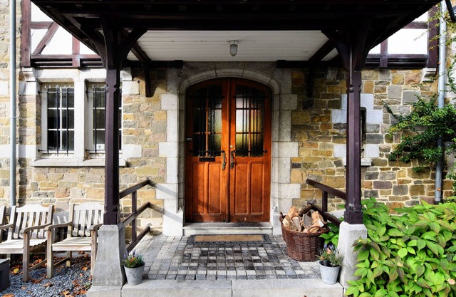 Beautiful castle house in Spa with spacious garden