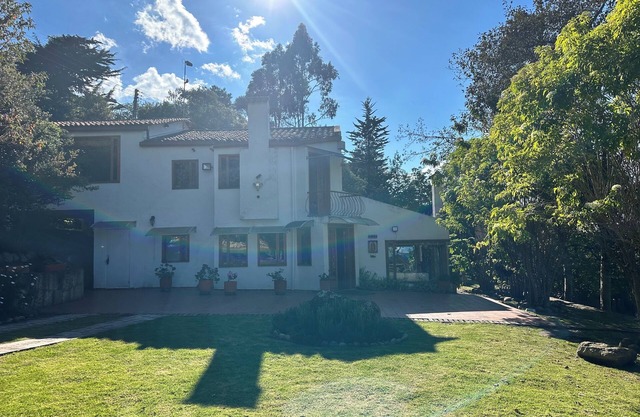 Beautiful finca for 12 very near to Laguna de Guatavita