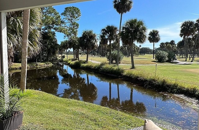 Beautiful golf course view Town home. Enjoy the view of water & wild life.
