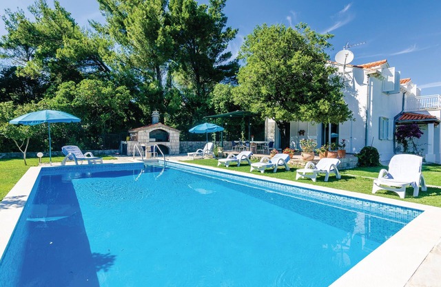 Beautiful home in Mocici