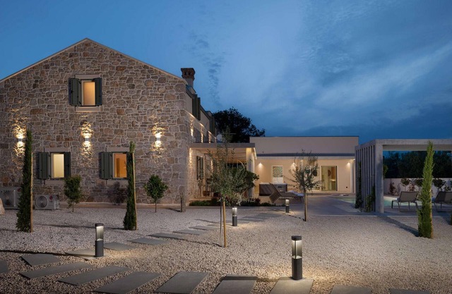 Beautiful home in Ugljan with sauna