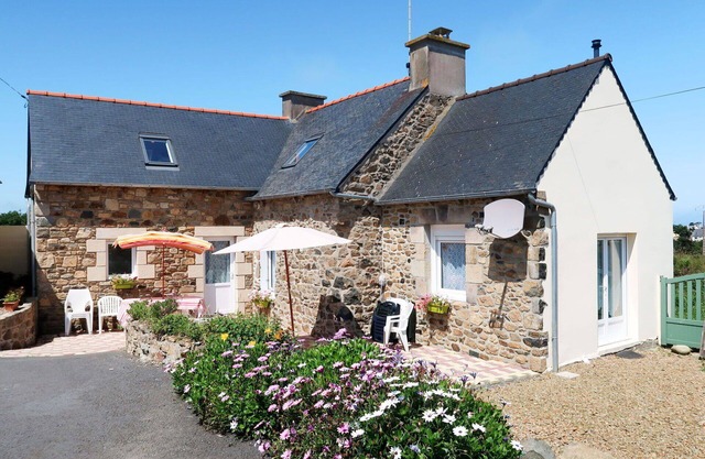 Beautiful private villa for 5 people with WIFI, TV, patio and pets allowed