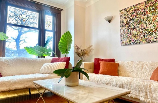 Beautiful Sunny big apartment