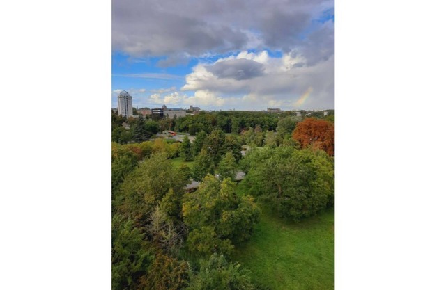 Bel Appartement Avec 2 Chambres au 7e Étage