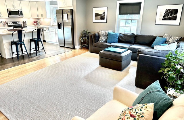 Berkshire Summer Retreat - 3 bed/2 bath