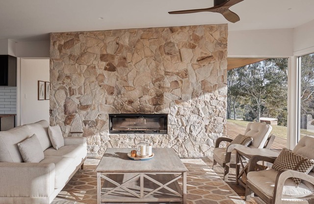 Betty - Black Mountain House