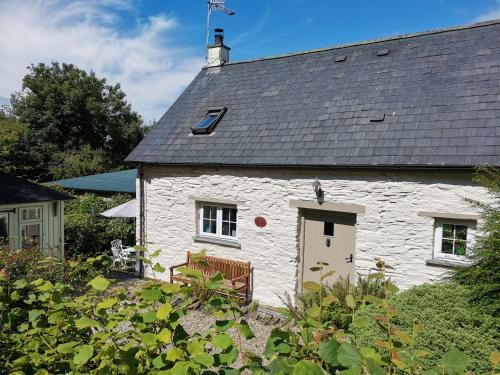 Blaenfforest Granary Newcastle Emlyn