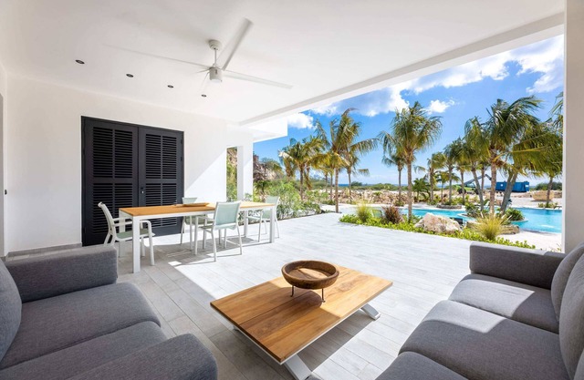 Blue Bay | The Reef | Terrace