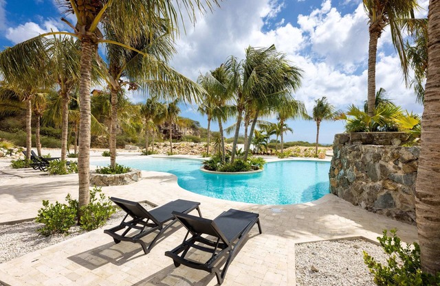 Blue Bay | The Reef | Terrace