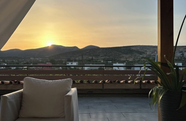 Boomer's Attic Athens