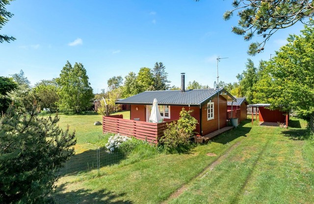 "Borghild" - 500m from the sea by Interhome