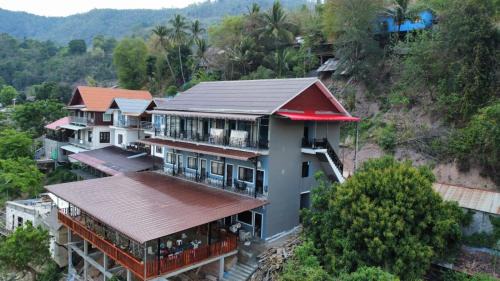 BOUAKHAI HOTEL Pb