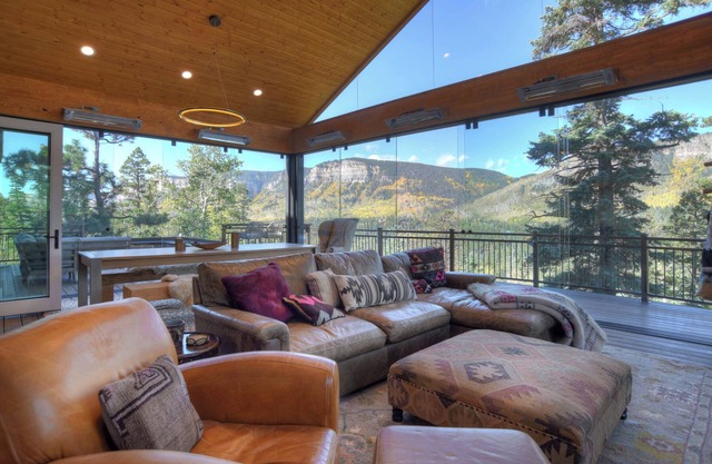 Brand New Home on 2 Acres - Amazing Deck/Views - Hot Tub/BBQ/Fire Table/AC