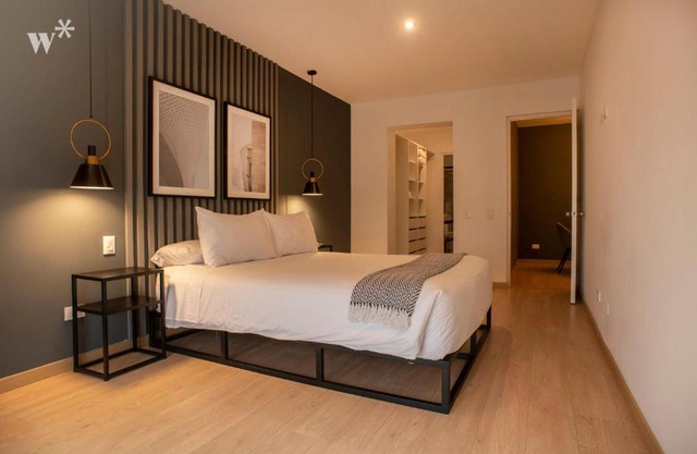 Breathtaking 2BR in Miraflores