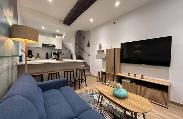 Bright and quiet house in Coursan