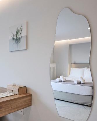 Bright space with street view, near Acropolis