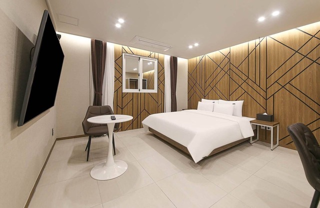 Brown Dot Hotel Sinan