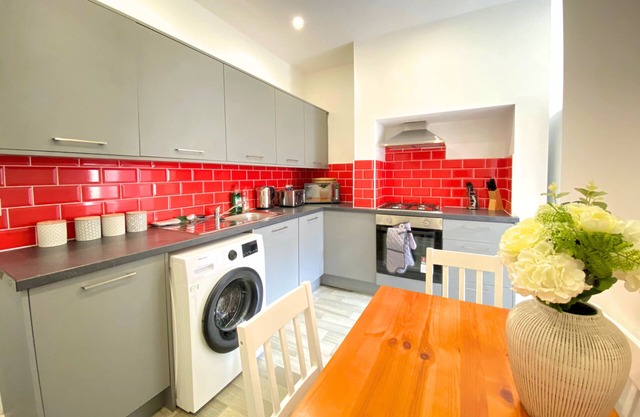 burnley lebanon house by bevolve