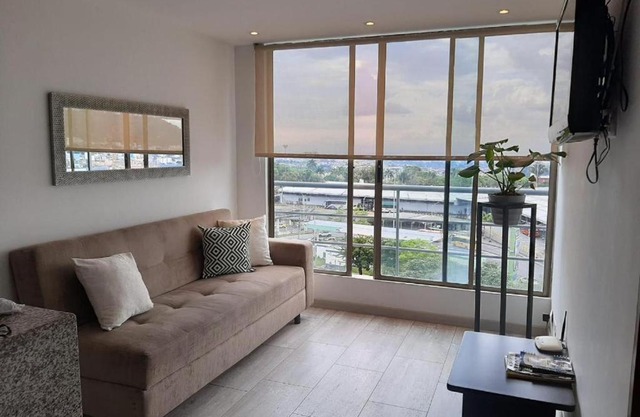 Cómodo Apartamento a 10 min del Aeropuerto