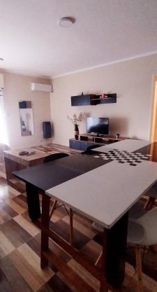 Cómodo depto en San Nicolás de los Arroyos con cochera 0341-15-675-22-36