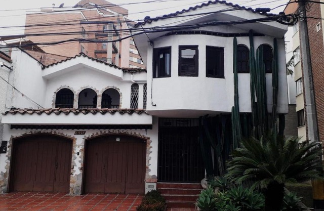 Calibrí, La Casa Libre Del Río