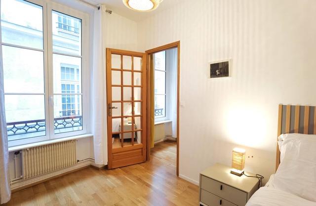Calm apt/60m2/near Notre-Dame and Seine/2bdrs