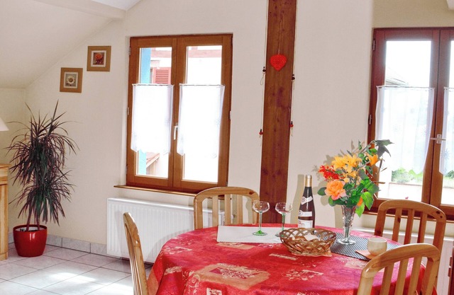 Calm rental for 2 persons, the Blue House in Alsace, in a nice medieval village.
