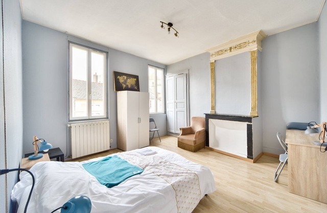 Calming Lilac in Nevers's heart