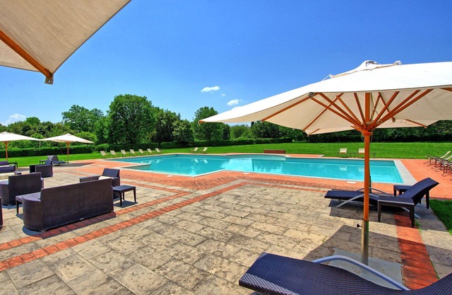 Campoleone 7 - Apartment on historical property near Arezzo, Tuscany